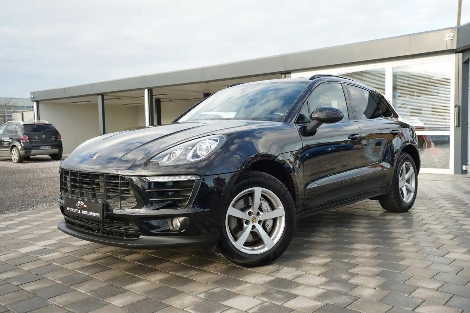 Porsche Macan S 3.0 Diesel*Panorama*AHK*PDLS*Leder*Luft* Noir - 1