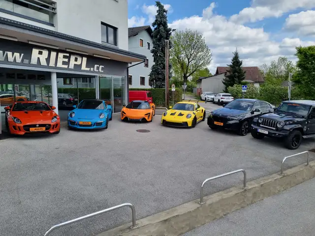 BMW M4 Competition Race Track Vollleder NUR 16TKM Carbon Ansicht 10