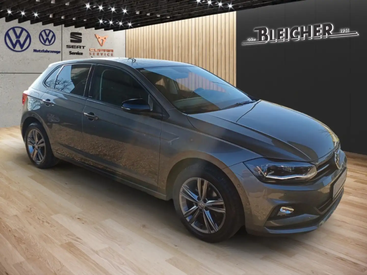 Volkswagen Polo VI 1.0 TSI ''IQ.DRIVE'' OPF   Navi+Freisprecheinr. Gris - 2