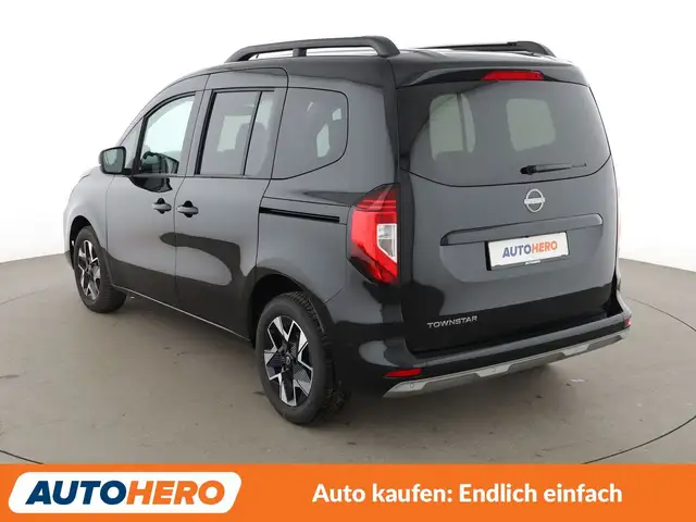 Nissan Townstar view 4