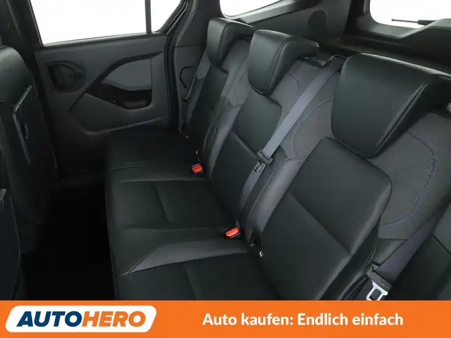 Nissan Townstar view 14