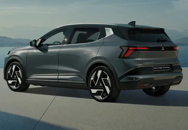 Mitsubishi Eclipse Cross PHEV Kaiteki 4WD 2023, foto 15