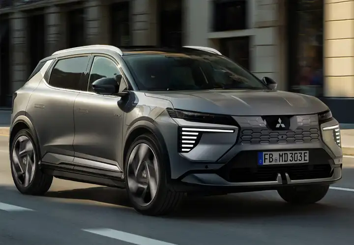 Mitsubishi Eclipse Cross PHEV Kaiteki 4WD 2023