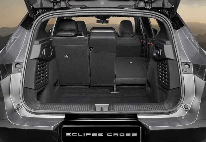 Mitsubishi Eclipse Cross PHEV Kaiteki 4WD 2023, foto 21