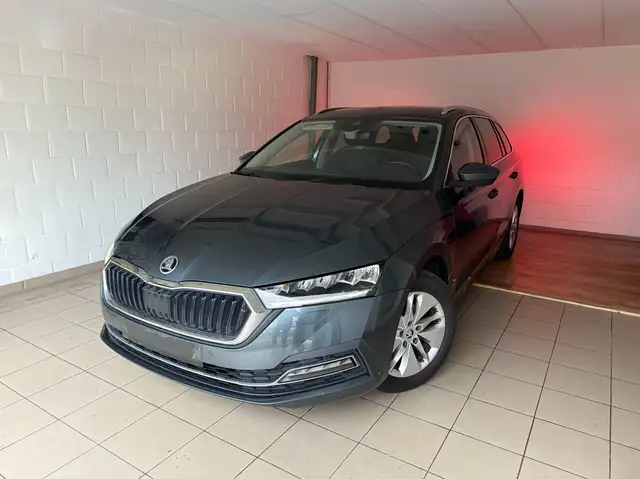 Skoda Octavia Octavia SW 1.0 TSI Clever * 12M GARANTIE *