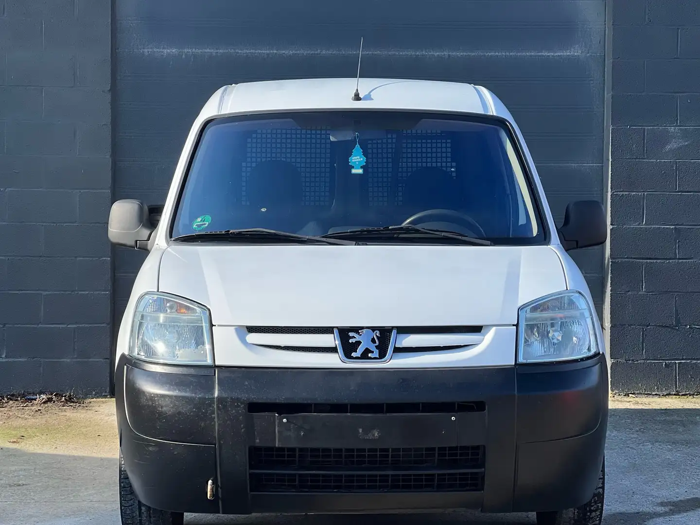 Peugeot Partner 2.0 HDi prêt à immatriculer - 2