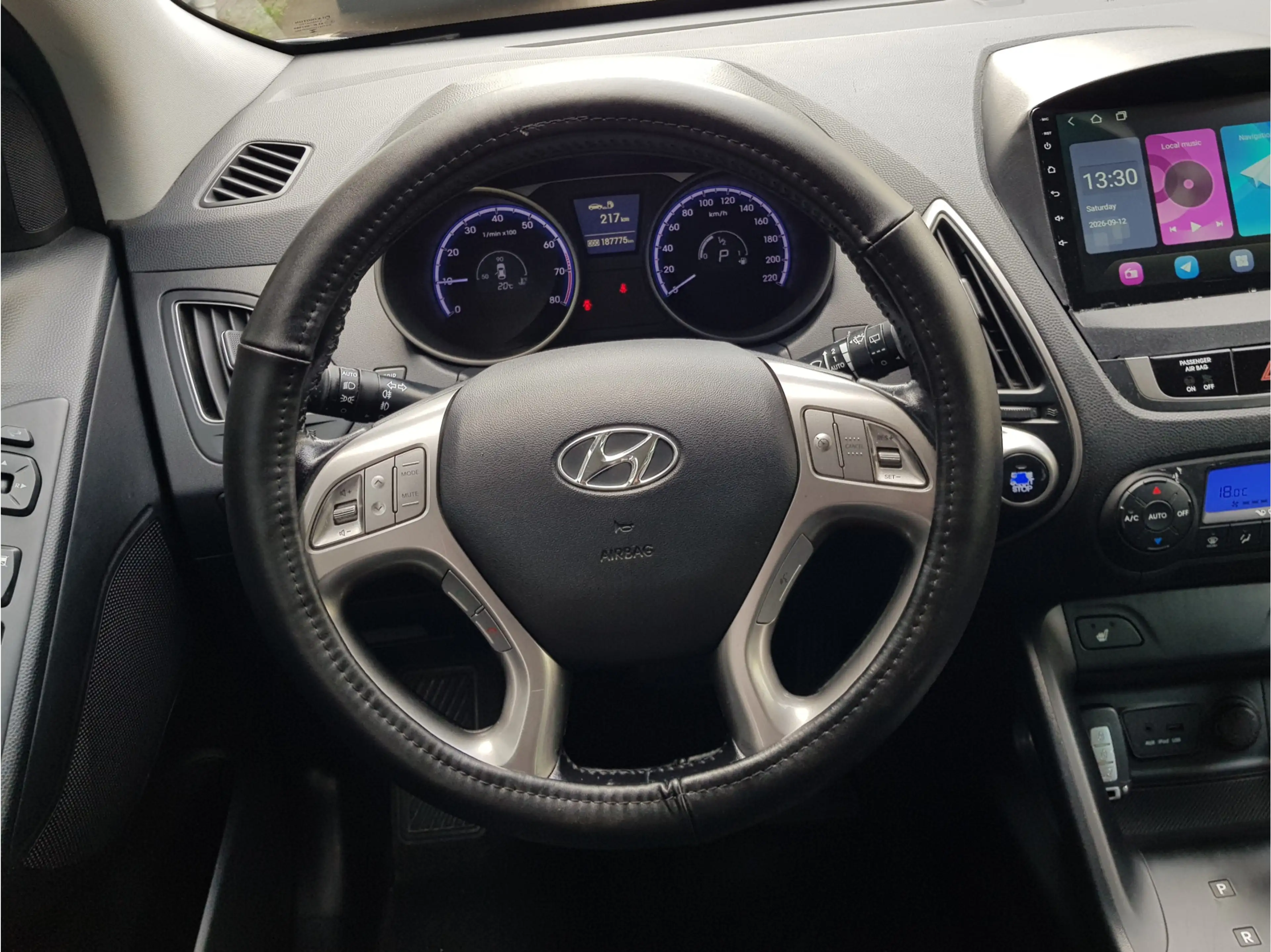 Hyundai iX35 2.0 Aut Leder PanoDak Camera Ecc — photo 25