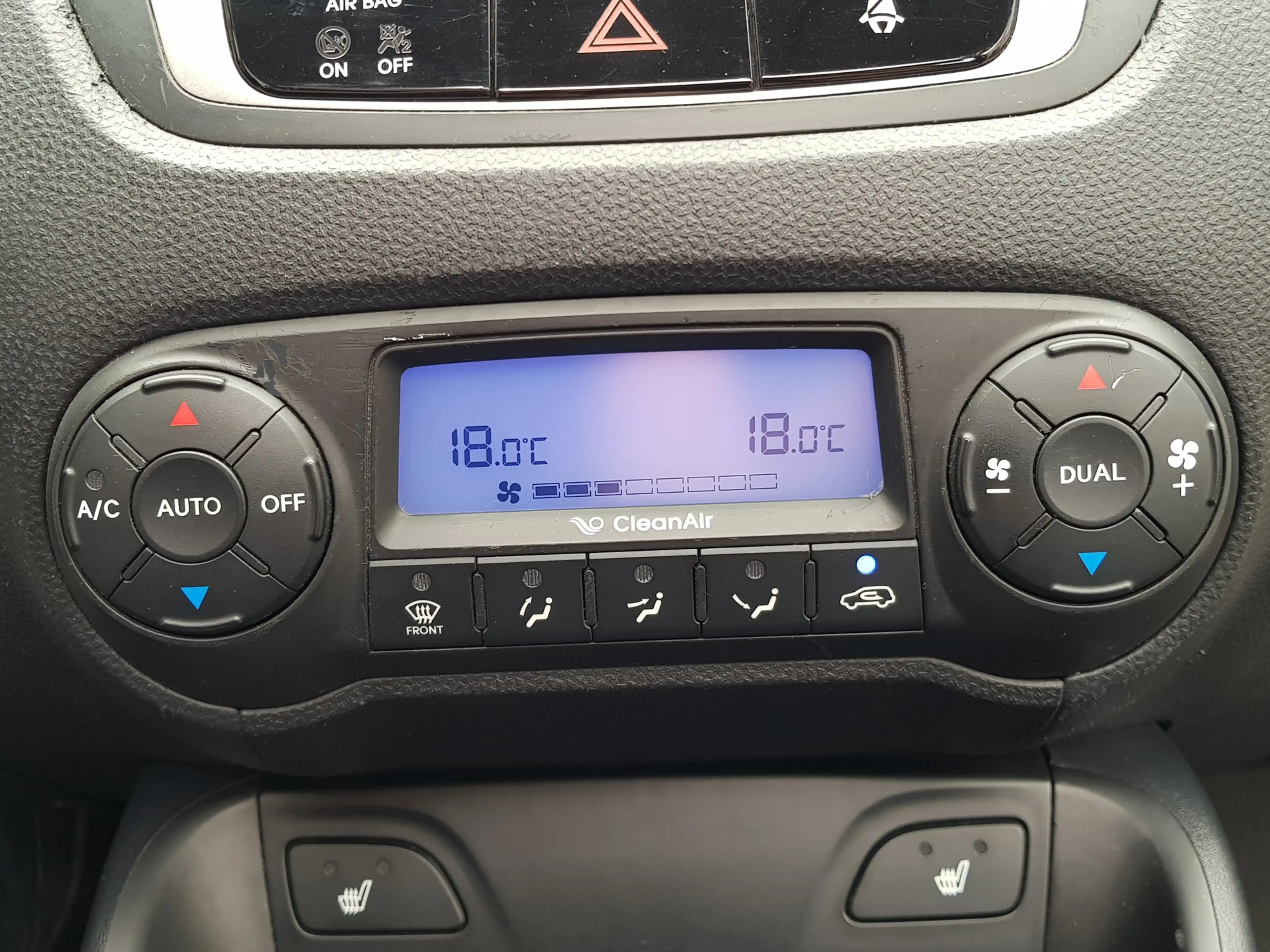 Hyundai iX35 2.0 Aut Leder PanoDak Camera Ecc — photo 27