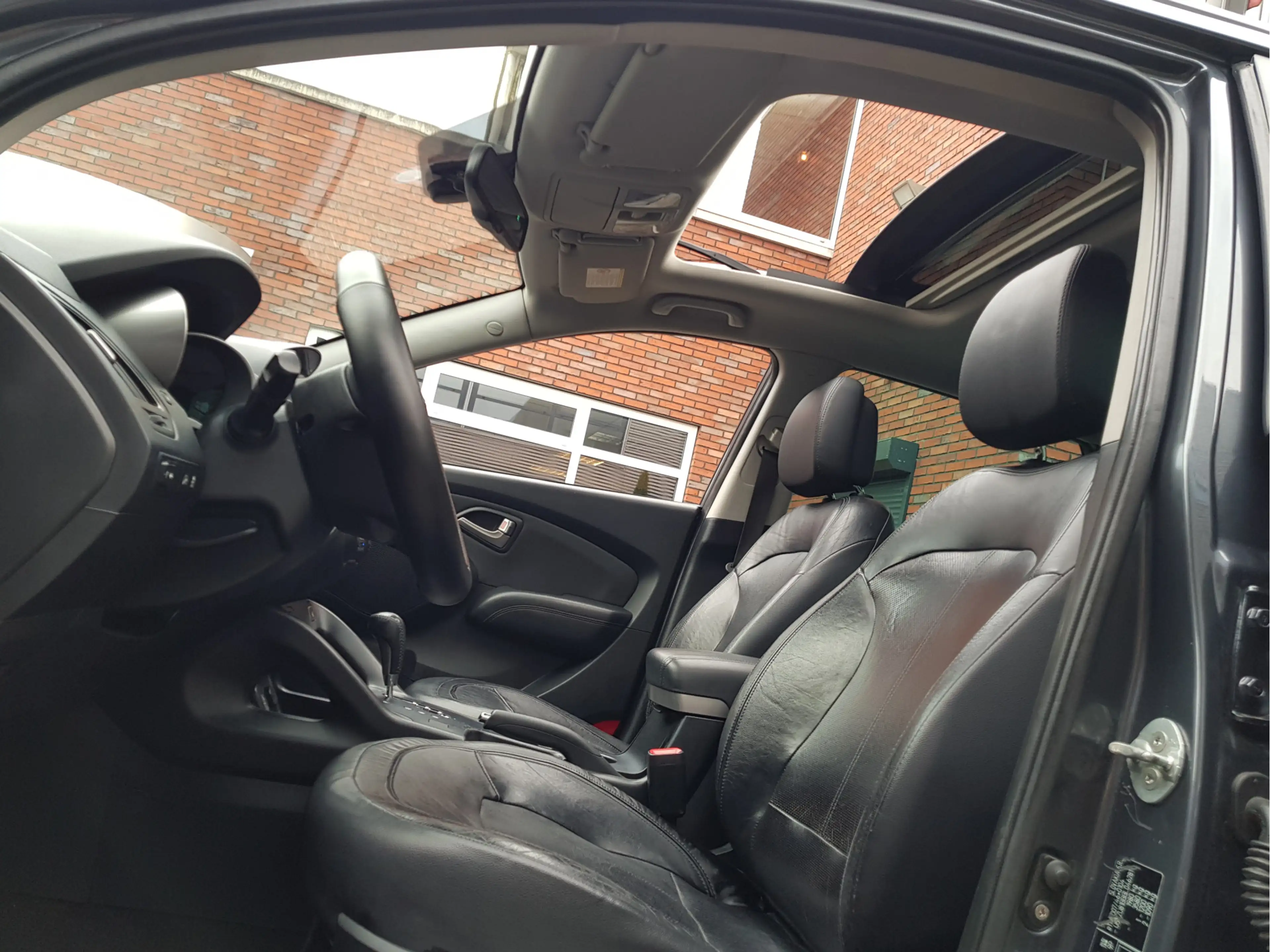 Hyundai iX35 2.0 Aut Leder PanoDak Camera Ecc — photo 10