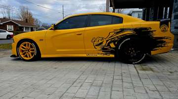 SRT8 Super Bee