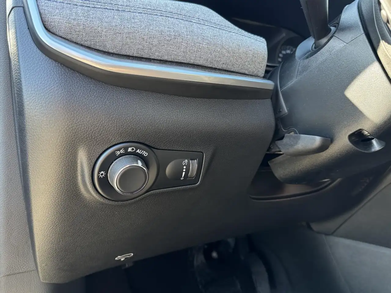 Jeep Compass photo Jeep Compass