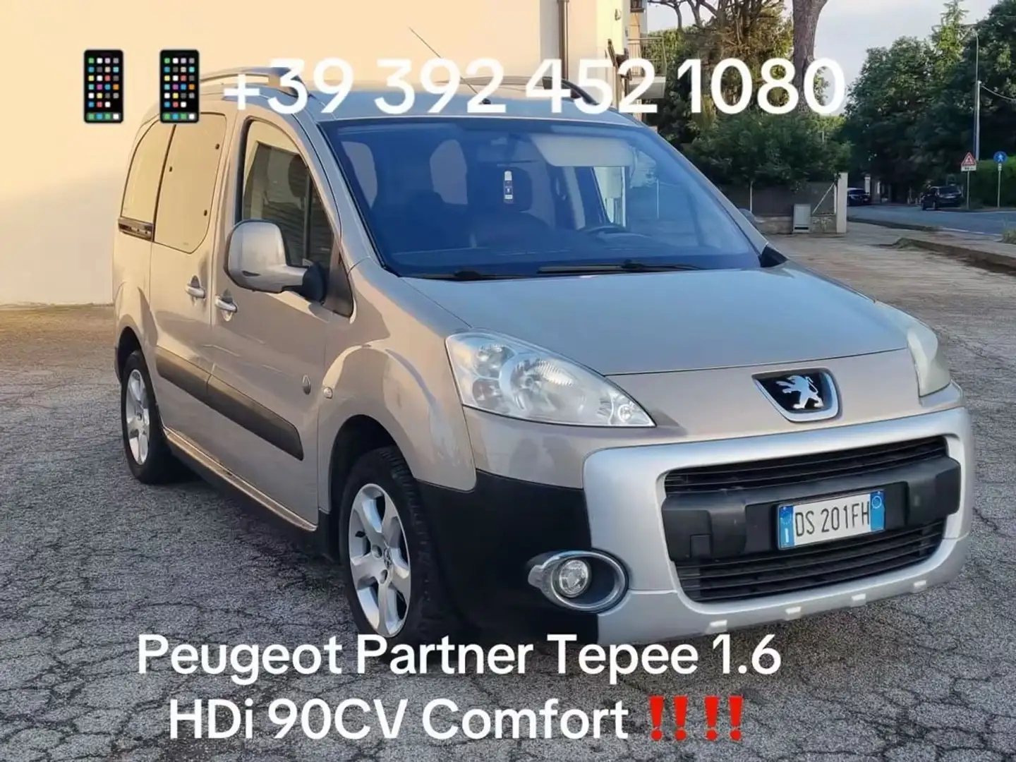 Peugeot Partner Partner Tepee 1.6 hdi Comfort 90cv fap Бежевий - 1