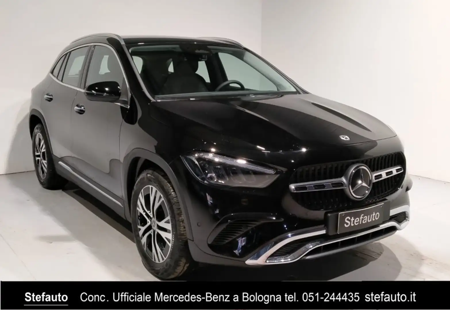 Mercedes-Benz GLA 200 d Automatic Progressive Advanced Plus Noir - 1