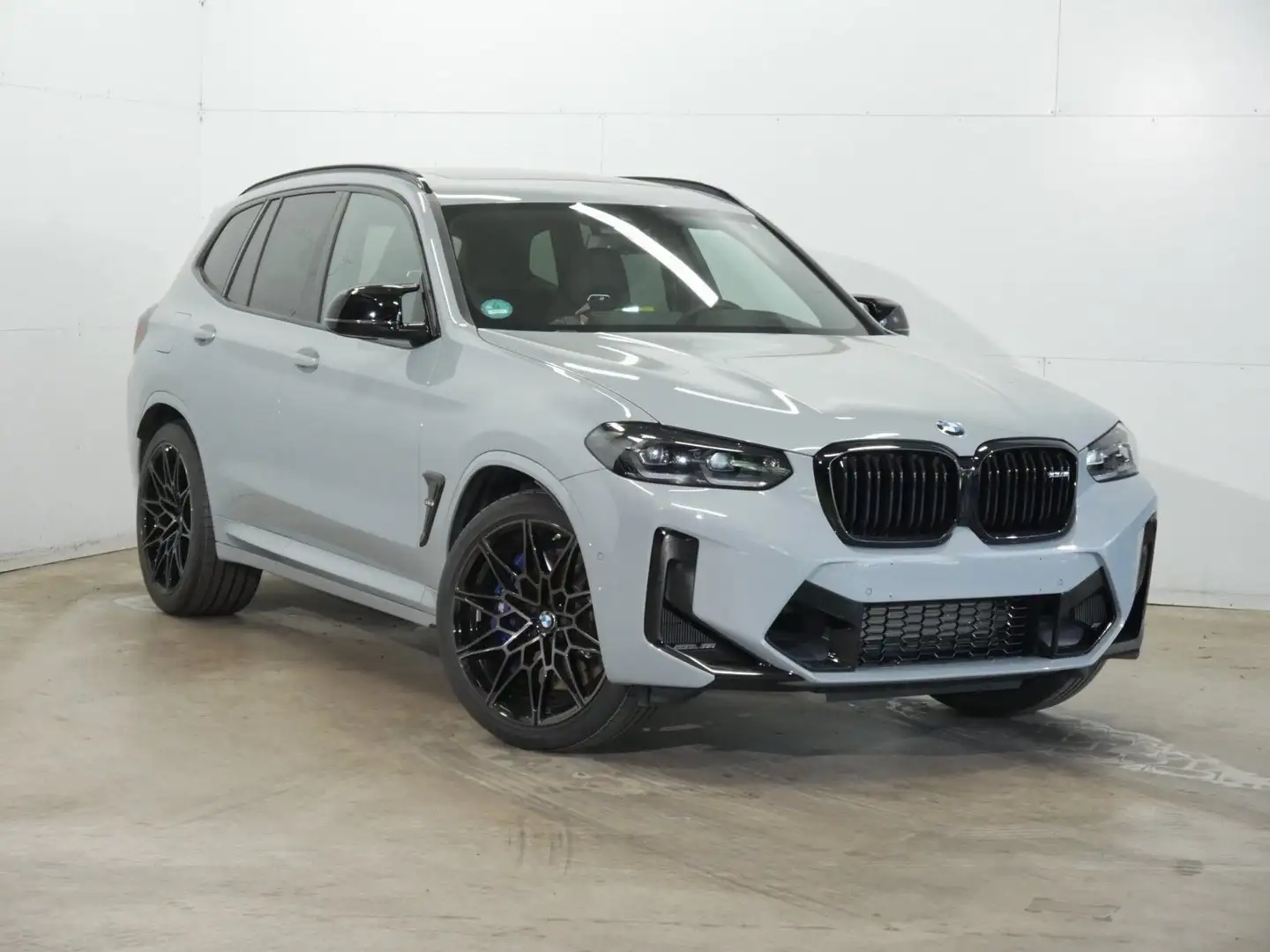 BMW X3 M Panorama Glasdach, M Competition Paket Grau - 2