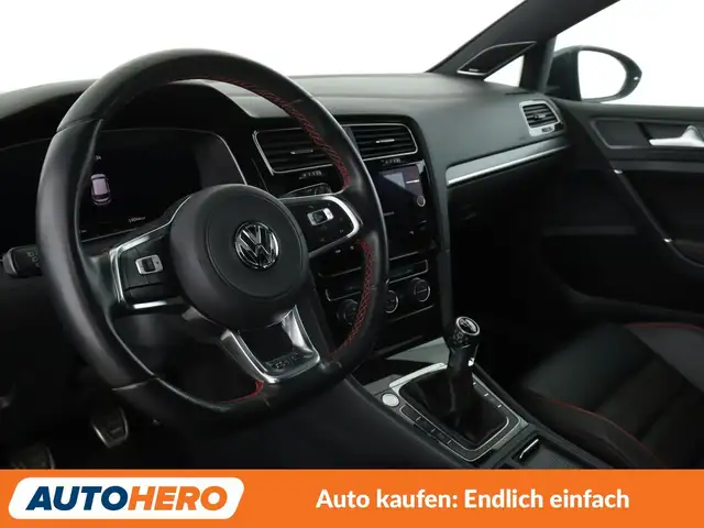 Volkswagen Golf view 11