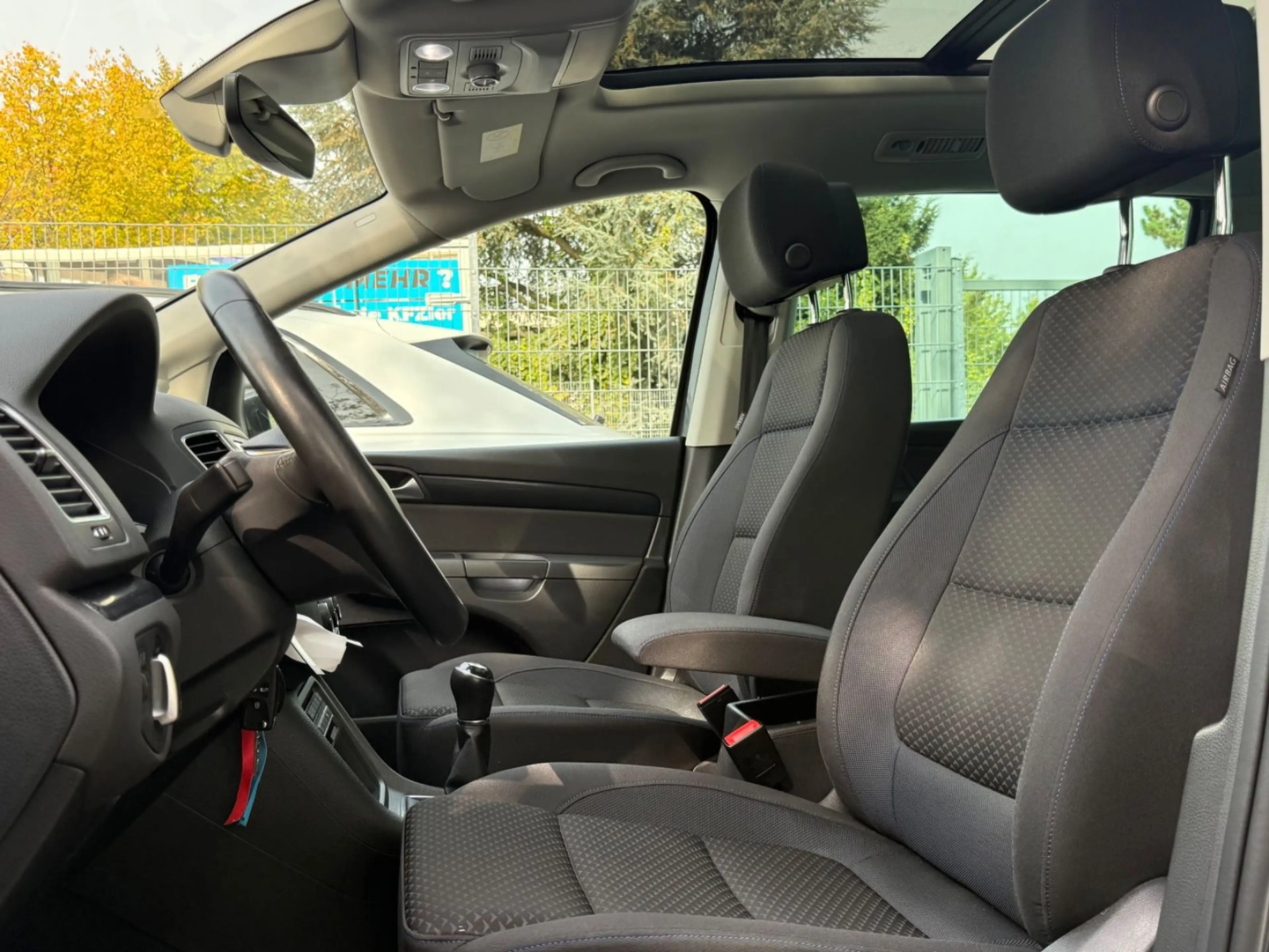 Volkswagen Sharan United 1.4 TSI*AHK*ACC*PANO*E-Türe*StHzg* — photo 8