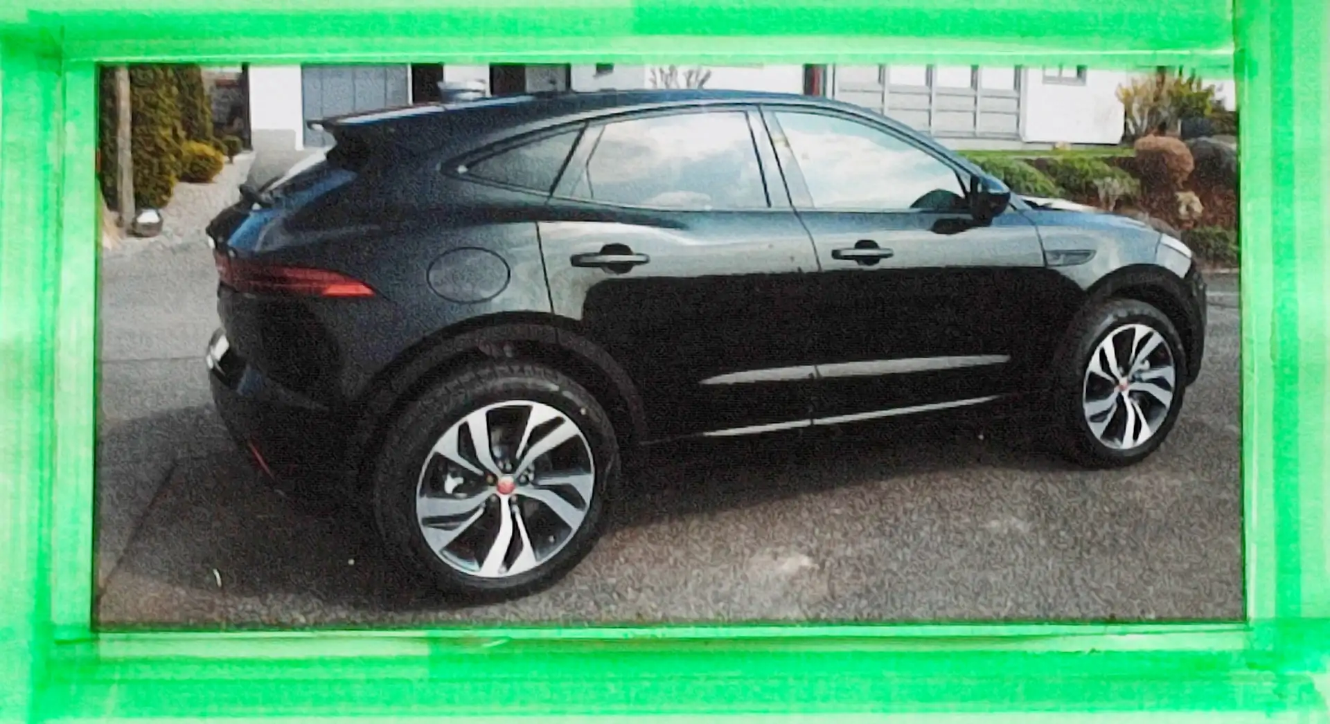 Jaguar E-Pace E-Pace P300e R-Dynamic SE-Plug-in-Hybrid -Allrad Schwarz - 1