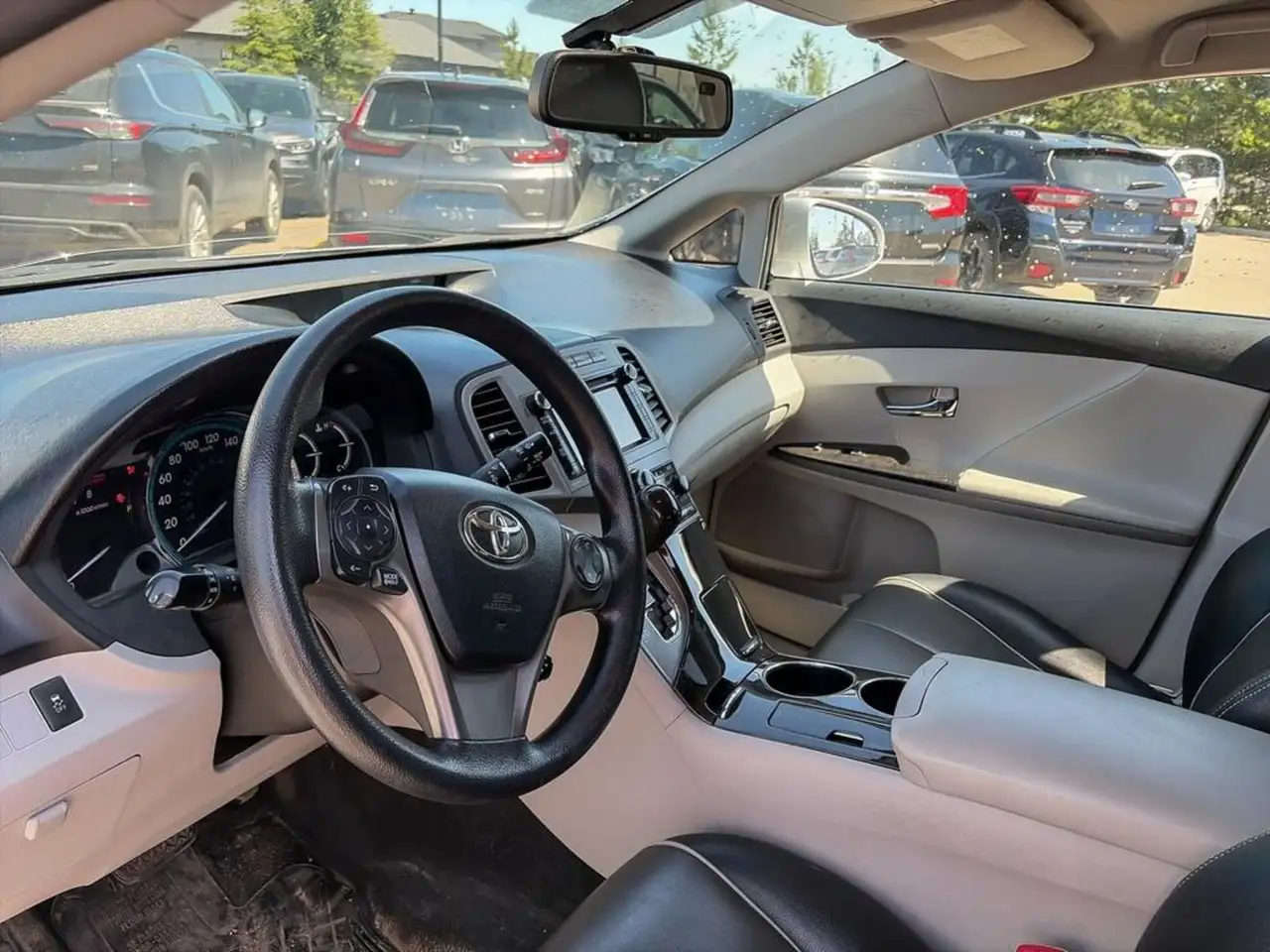 Toyota Venza снимка Toyota Venza