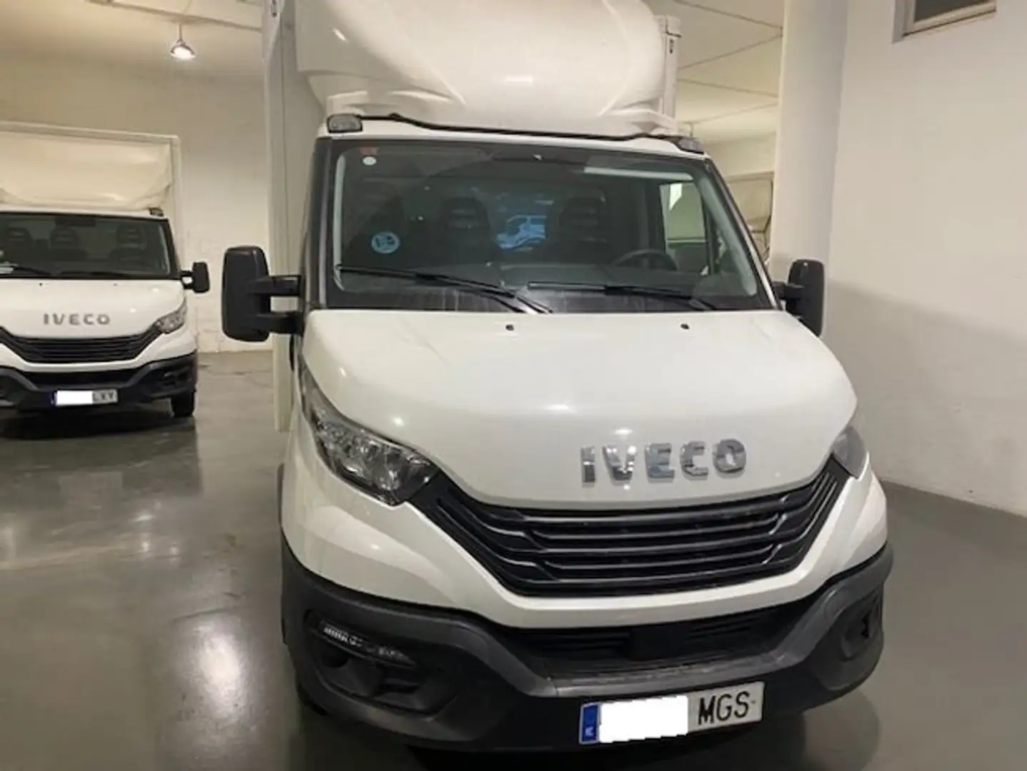 Iveco Daily 35c16 3750 Caja Cerrada Blanc - 2