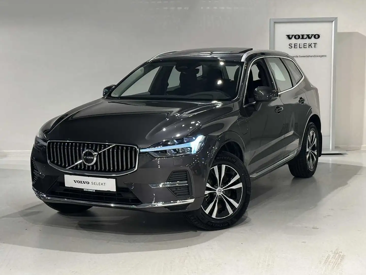 Volvo XC60 T6 Recharge Bright + trekhaak Gris - 1