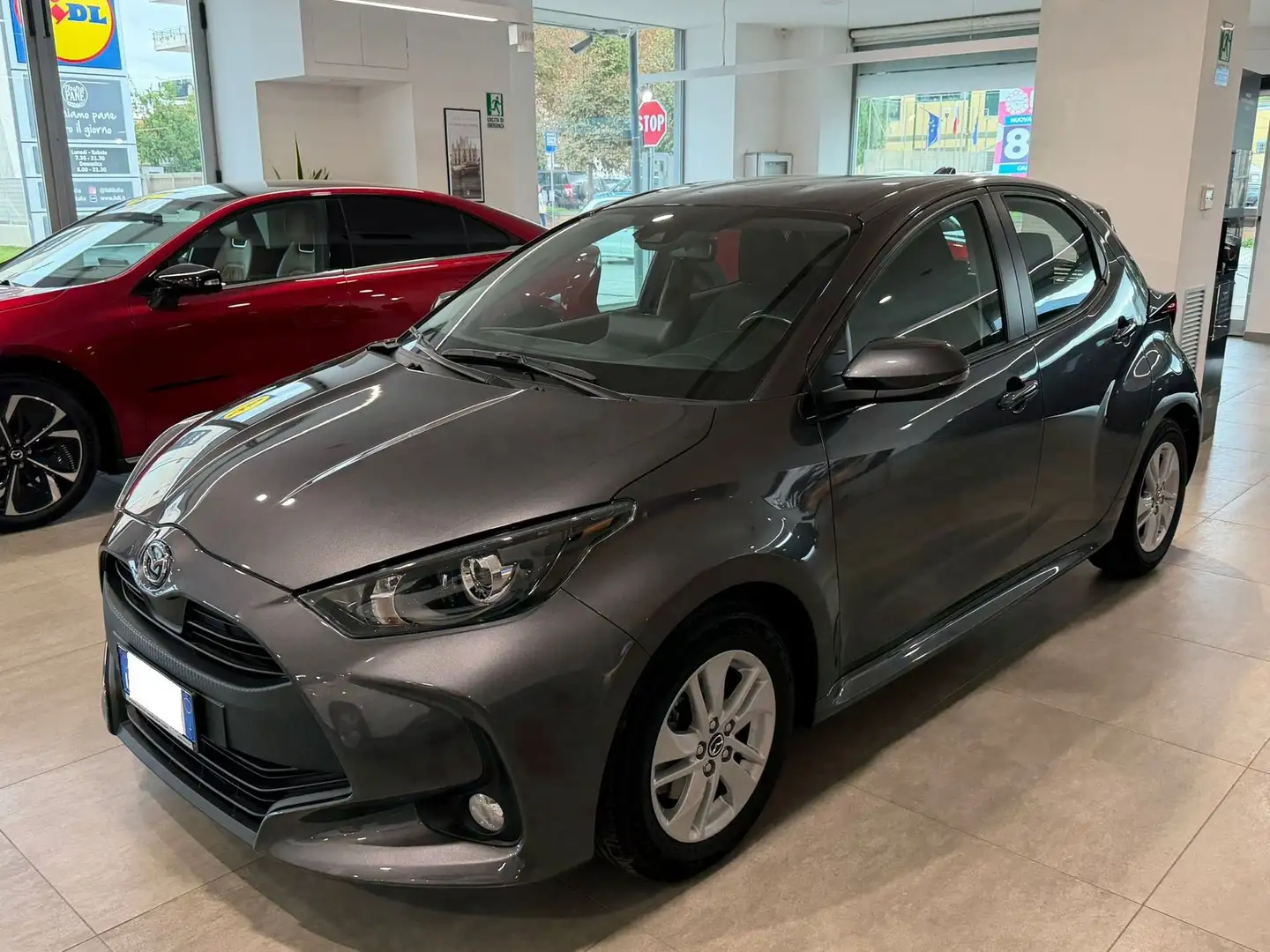 Mazda 2 Mazda2 Hybrid 1.5 VVT e-CVT Full Hybrid Agile - 2