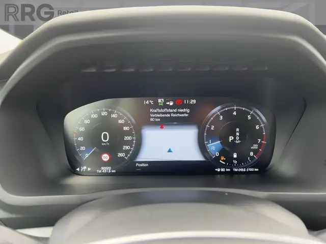 Volvo XC90 view 13