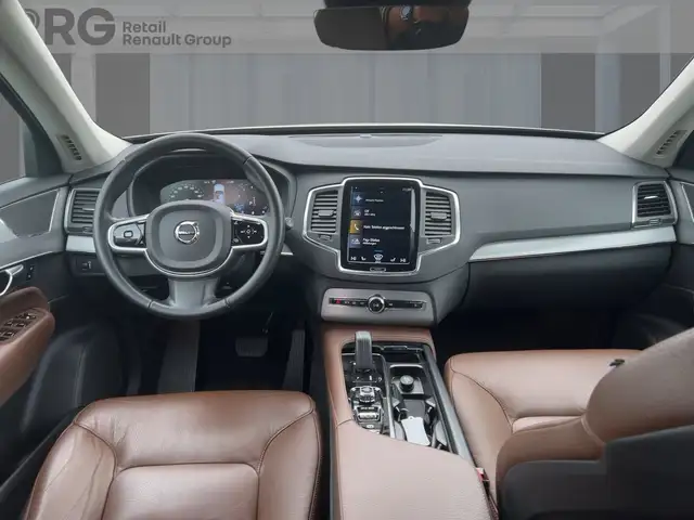 Volvo XC90 view 10