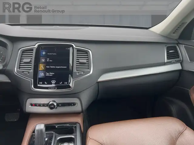 Volvo XC90 view 12