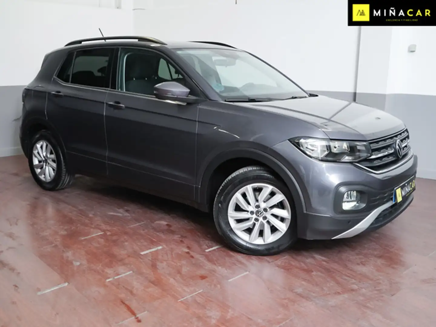Volkswagen T-Cross 1.0 TSI Advance 81kW Grijs - 2