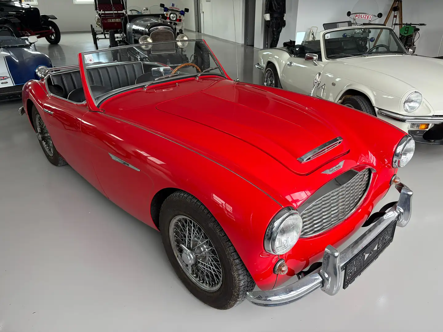 Austin Healey 100/6 Rot - 1
