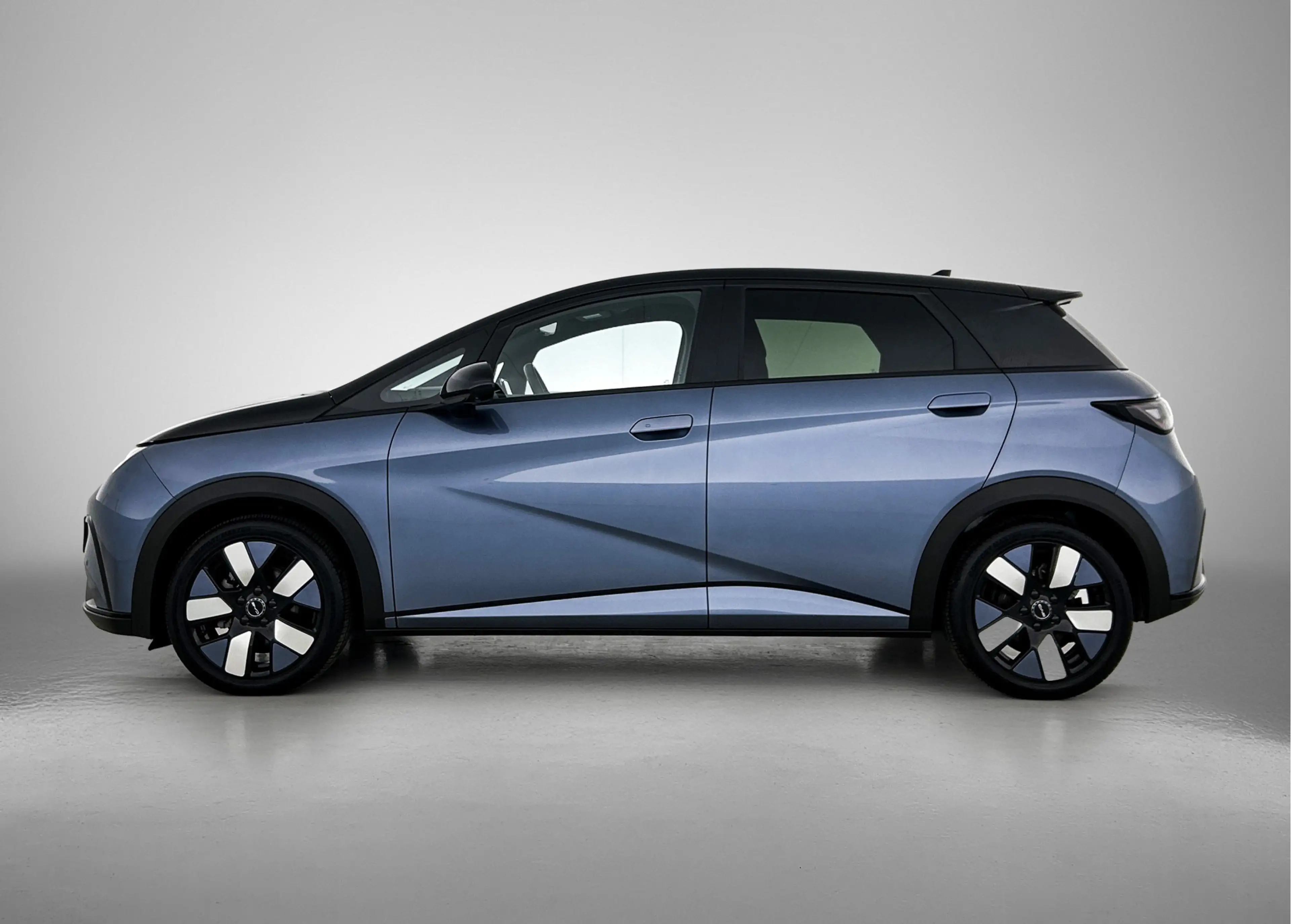 BYD Dolphin Design 60.4 kWh | Luxe uitvoering | Origineel NL | — photo 3
