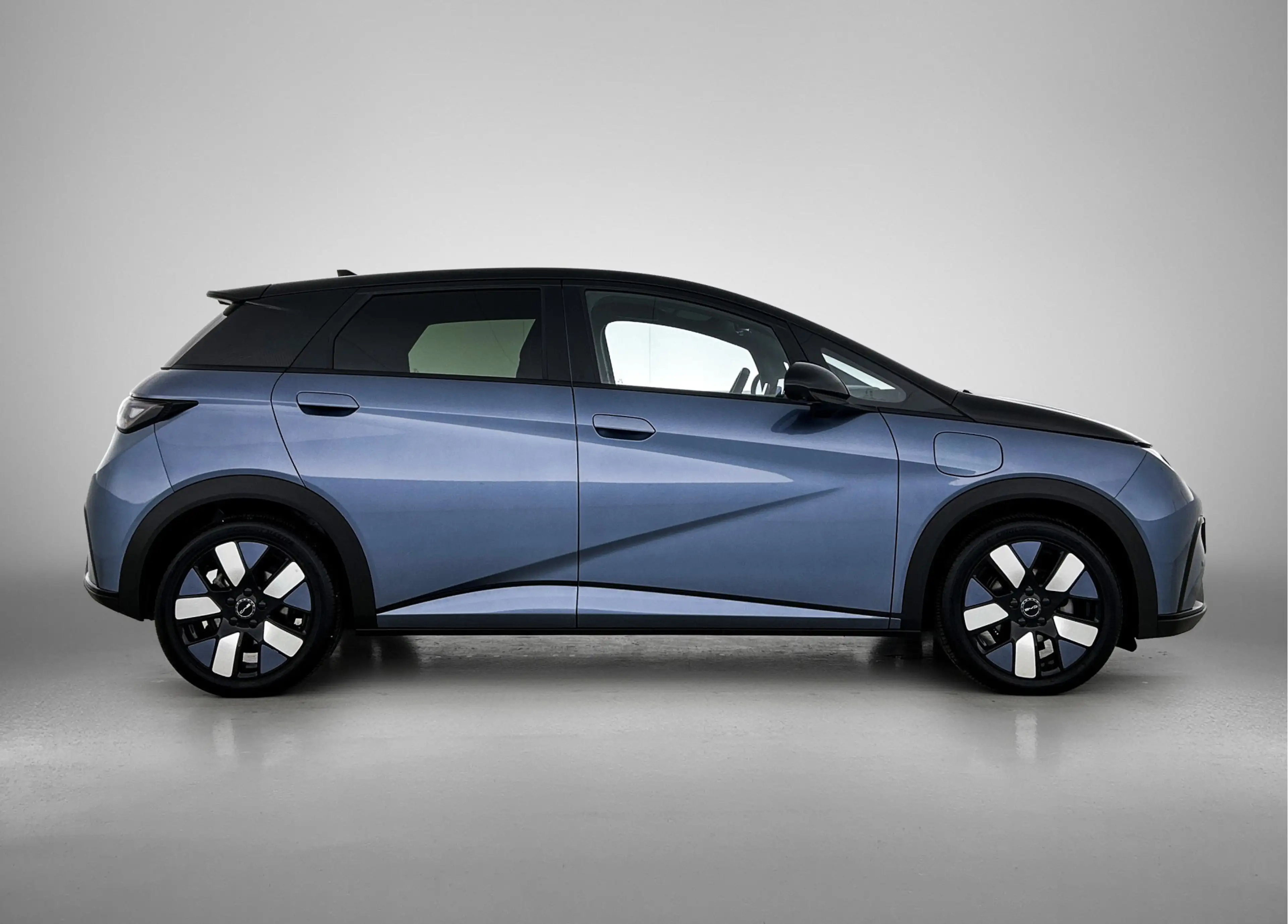 BYD Dolphin Design 60.4 kWh | Luxe uitvoering | Origineel NL | — photo 14