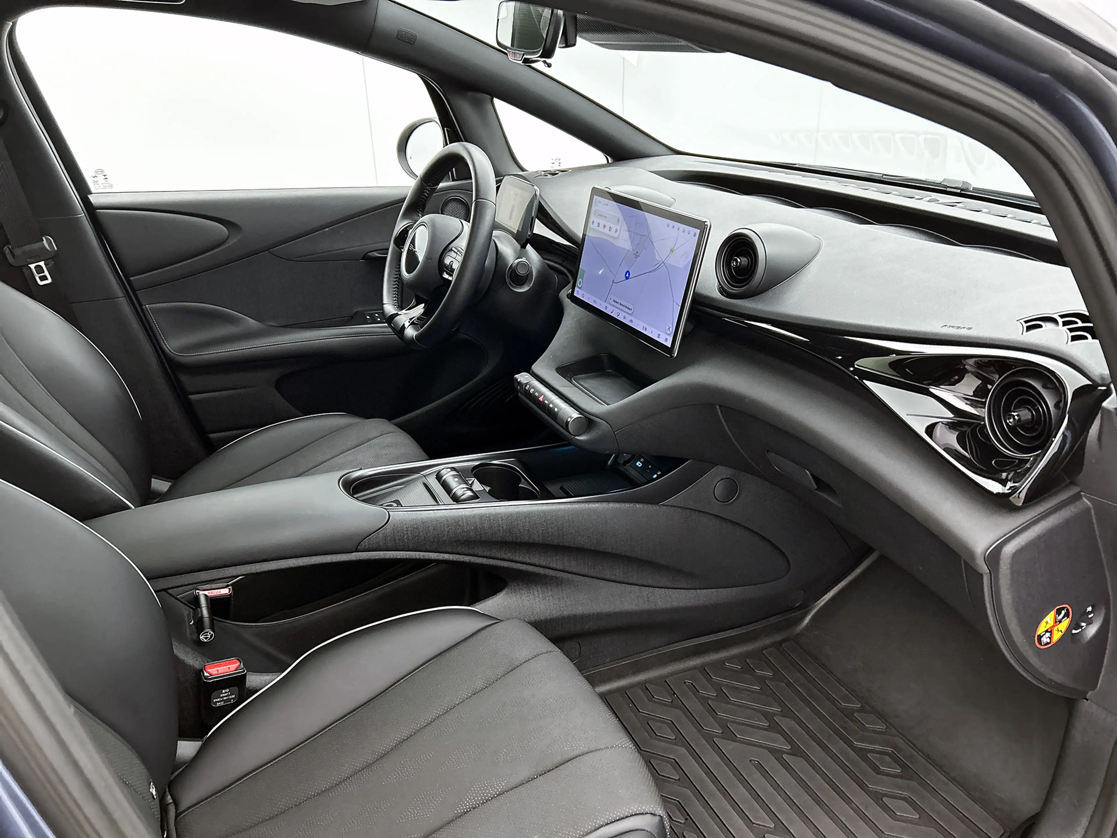 BYD Dolphin Design 60.4 kWh | Luxe uitvoering | Origineel NL | — photo 7