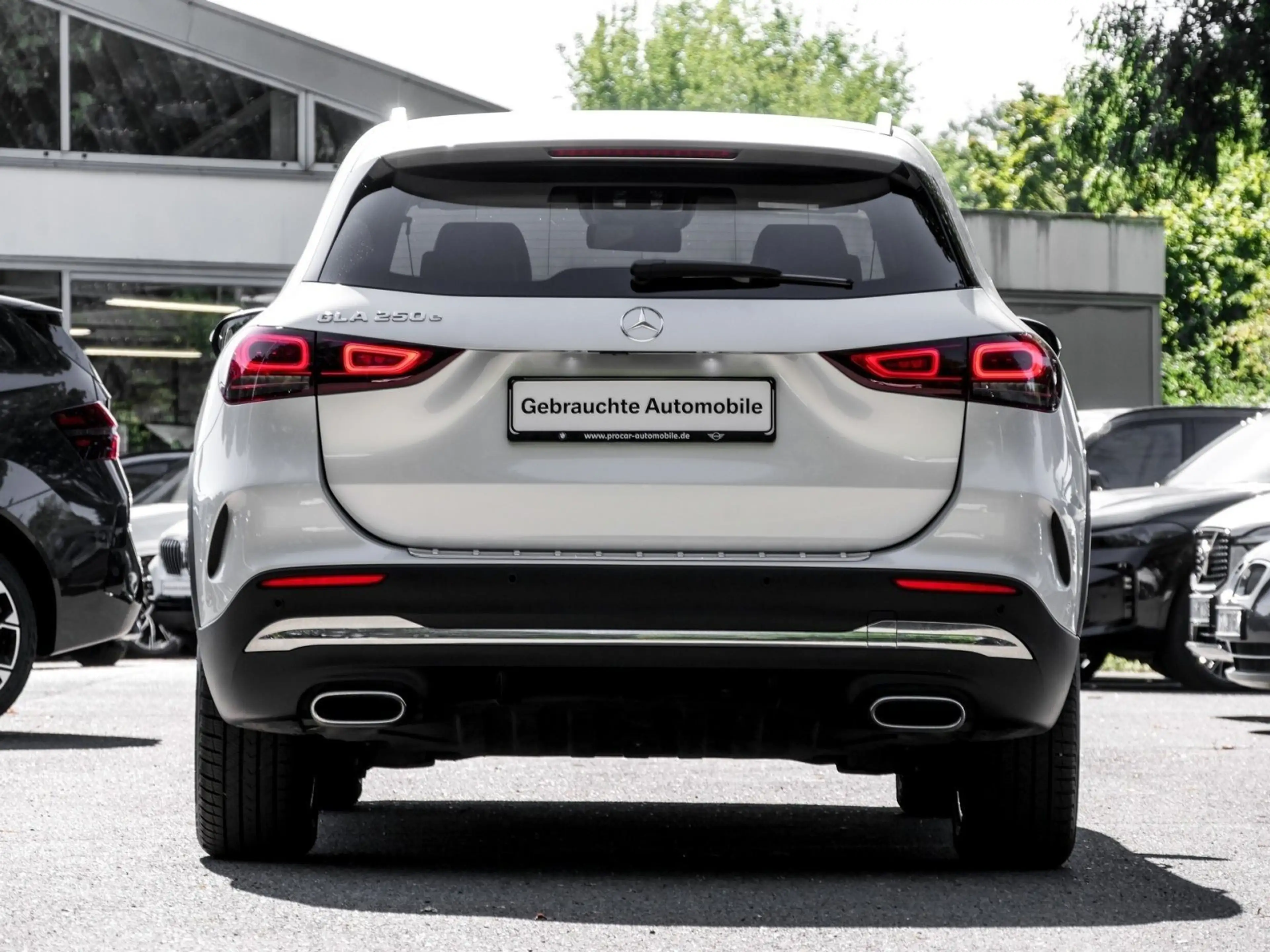 Mercedes-Benz GLA 250 AMG LINE+DISTRONIC+RFK+AHK — photo 19