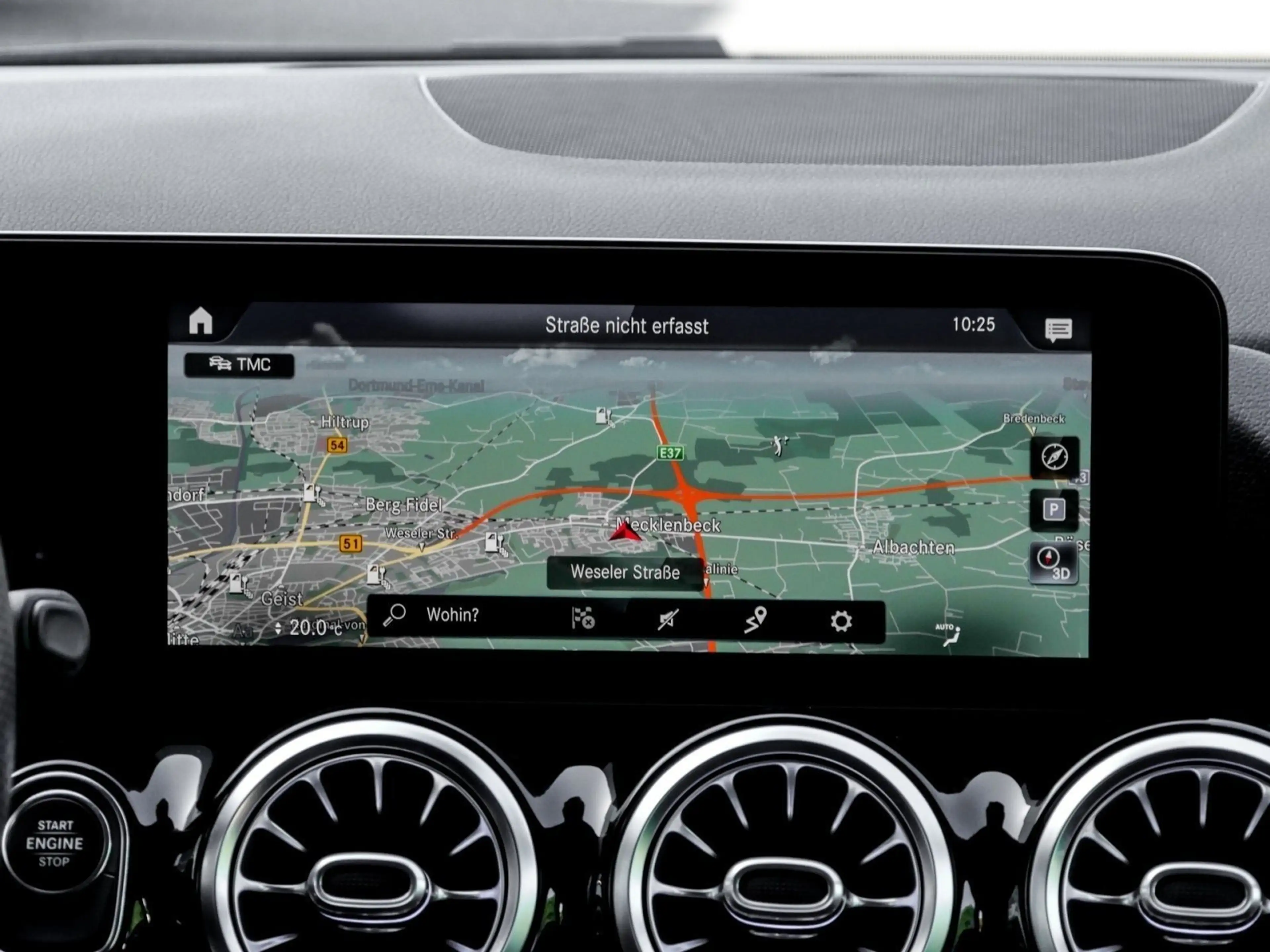 Mercedes-Benz GLA 250 AMG LINE+DISTRONIC+RFK+AHK — photo 7