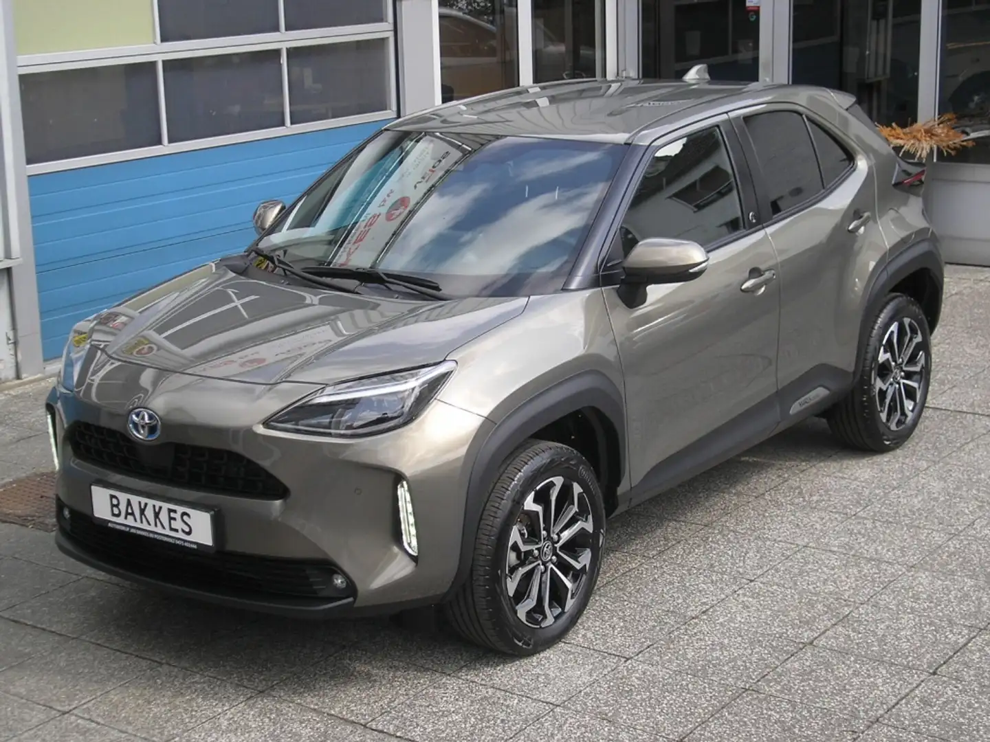 Toyota Yaris Cross 1.5 Hybrid Dynamic/elec achterklep 6.218 km! - 2