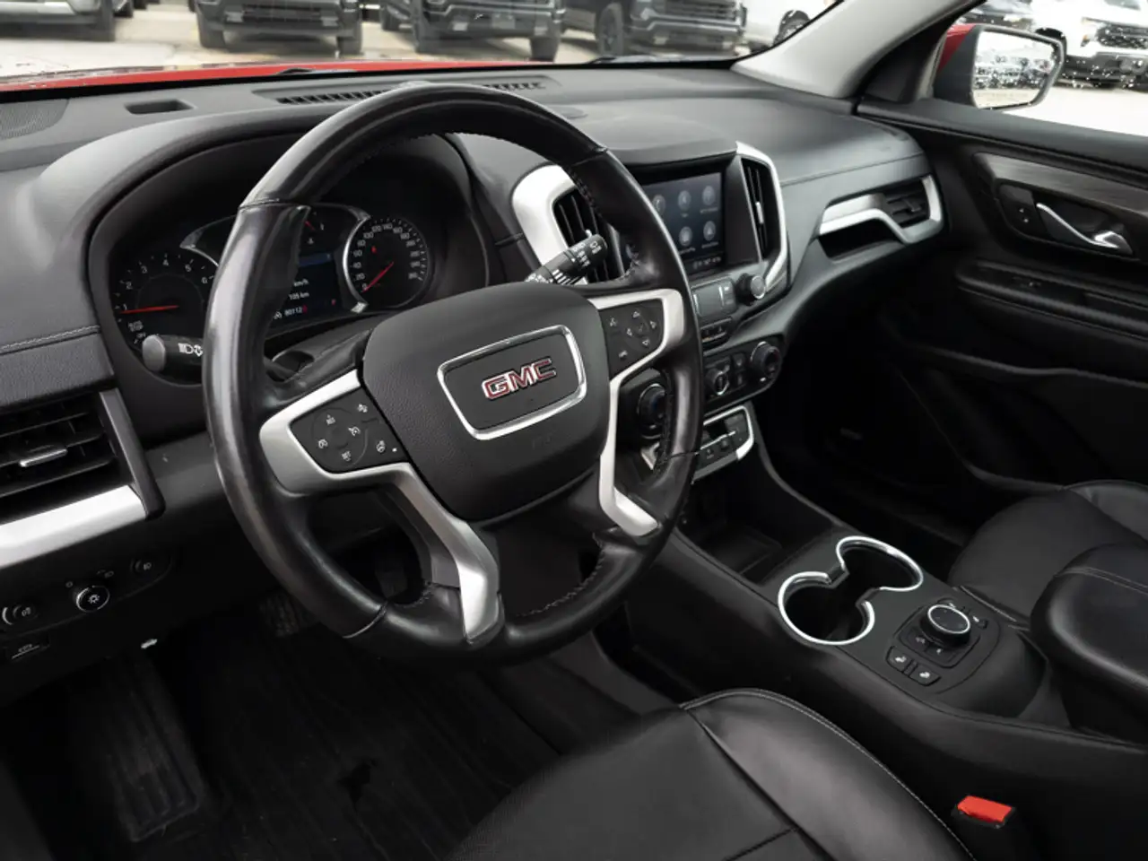 GMC Terrain photo GMC Terrain