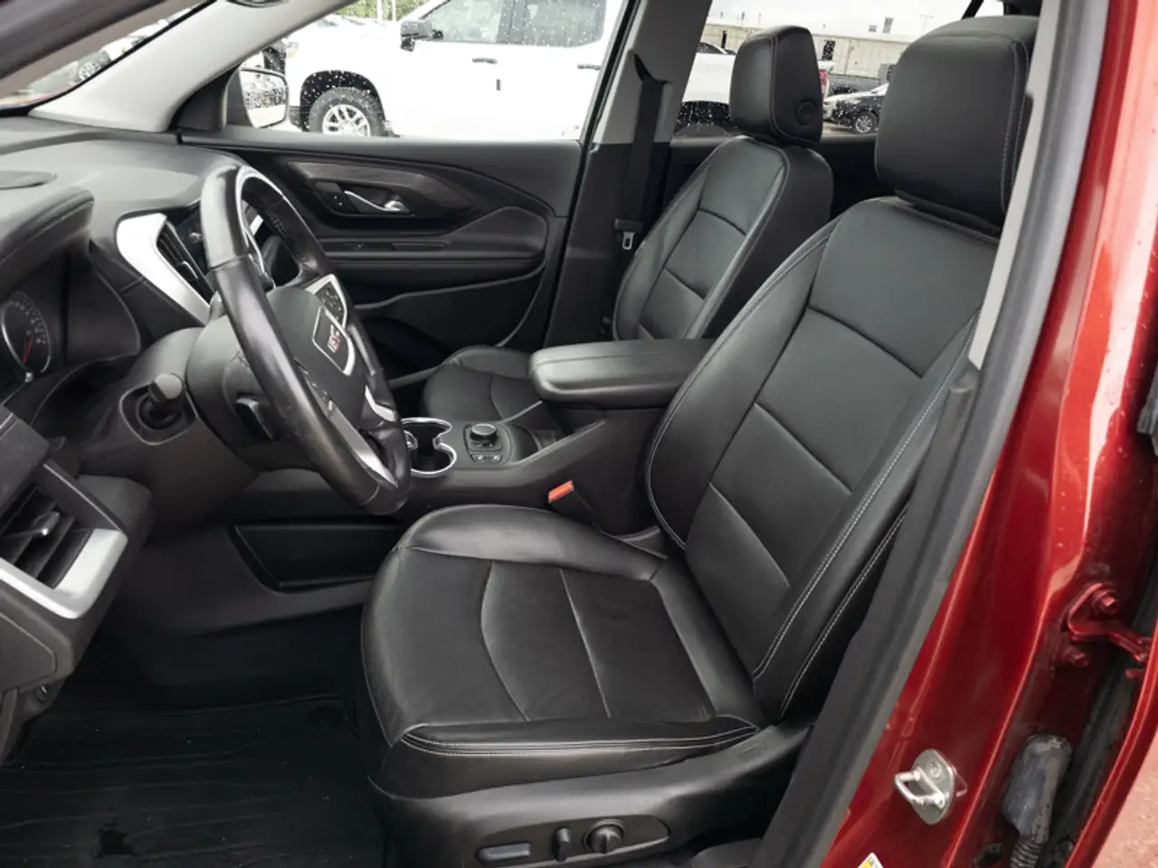GMC Terrain photo GMC Terrain