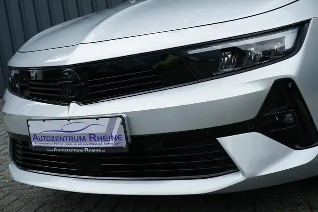 Opel Astra view 9