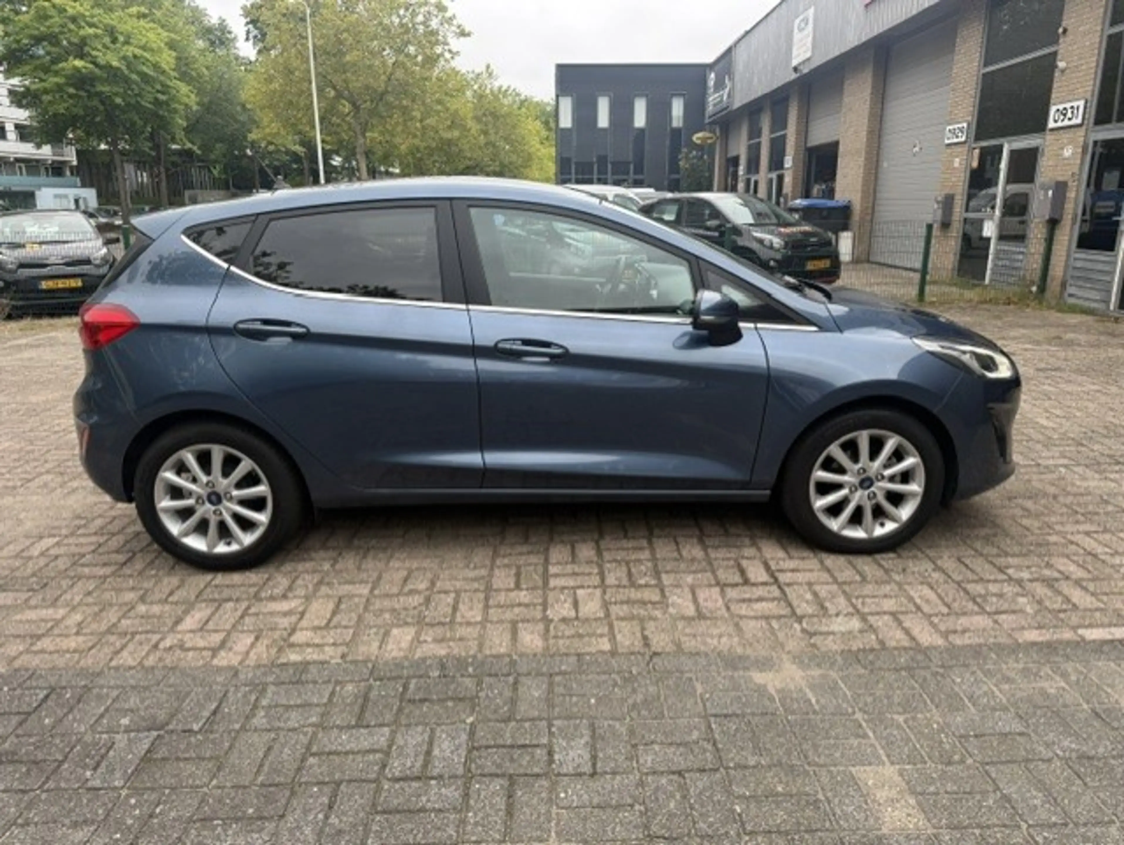 Ford Fiesta 1.0 EcoBoost Titanium Clima/CarPlay — photo 2