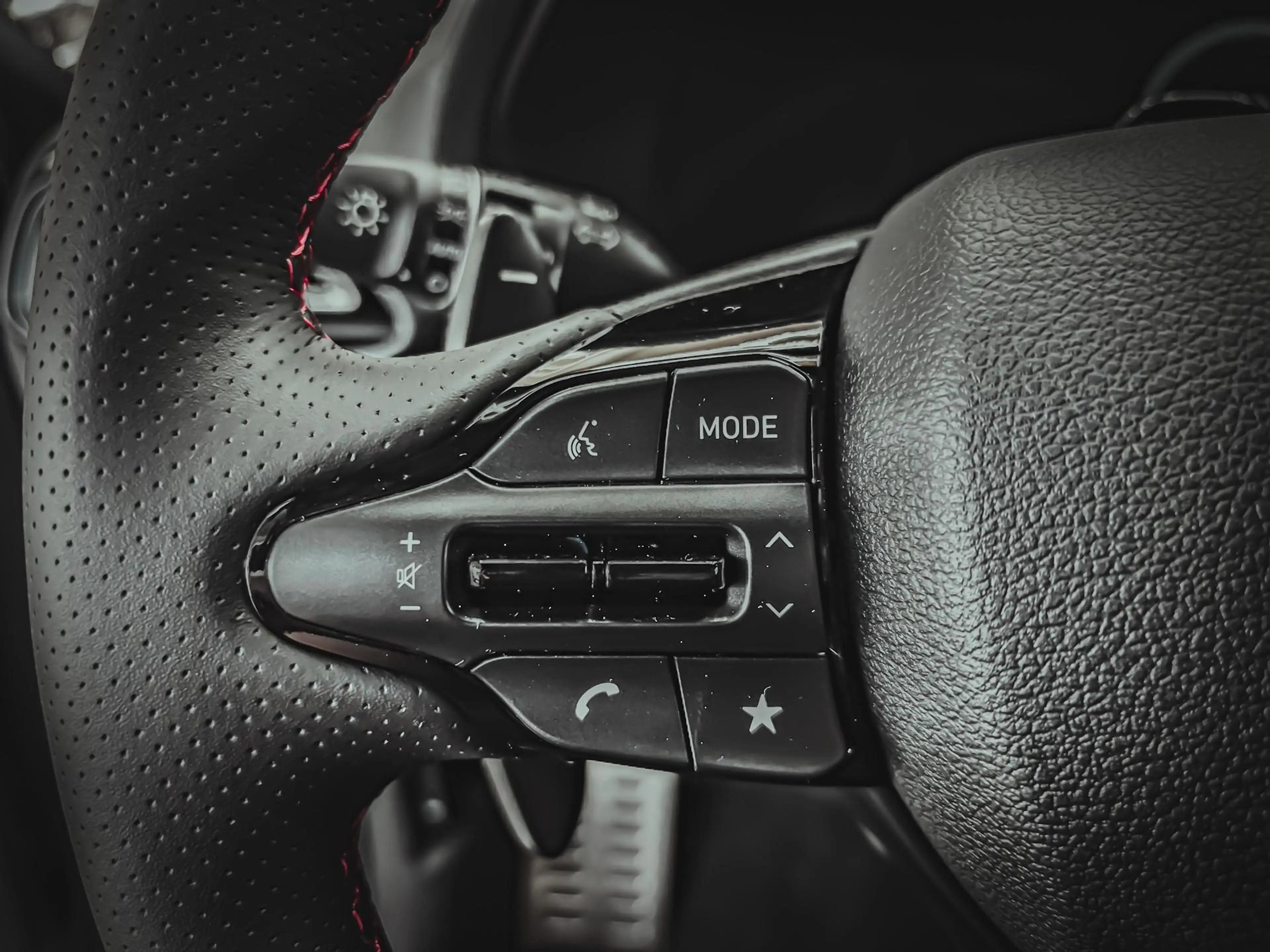 Hyundai i30 Kombi PREMIUM N-LINE DCT SHZ SMART KEY NAVI 1.6... — photo 15