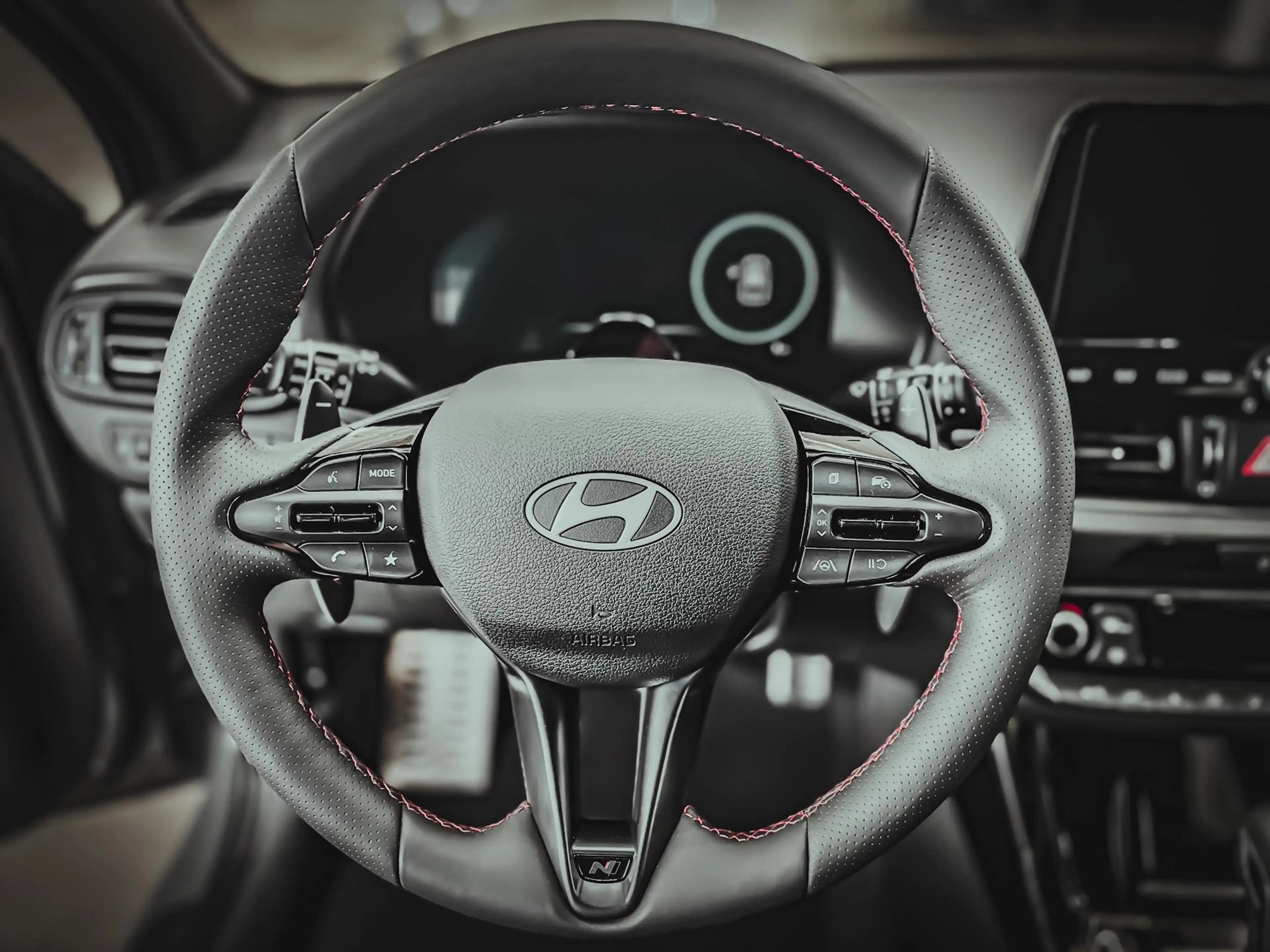 Hyundai i30 Kombi PREMIUM N-LINE DCT SHZ SMART KEY NAVI 1.6... — photo 14