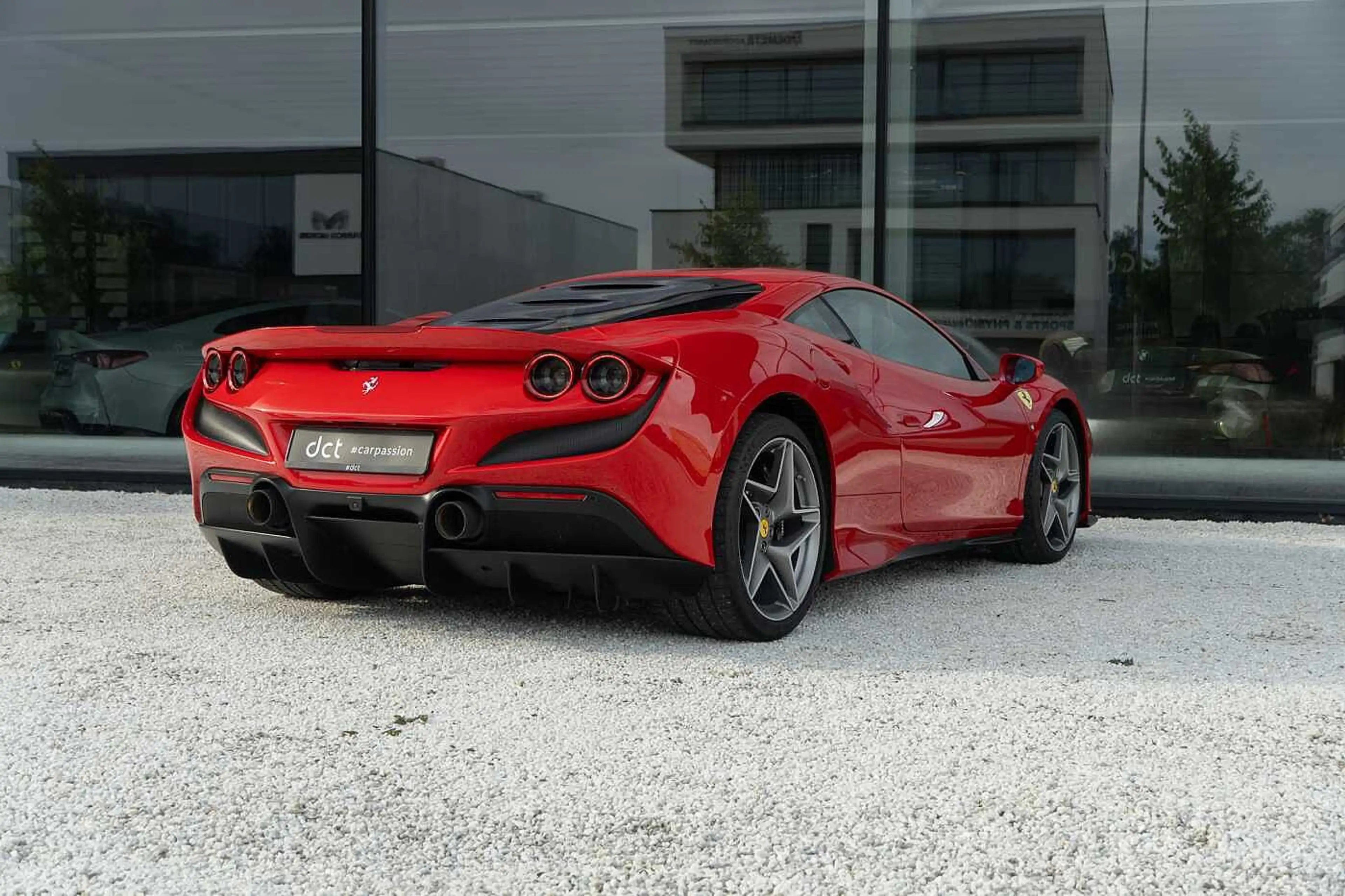 Ferrari F8 Tributo 3.9 V8 Begian Car Racing Seats Carbon — photo 5