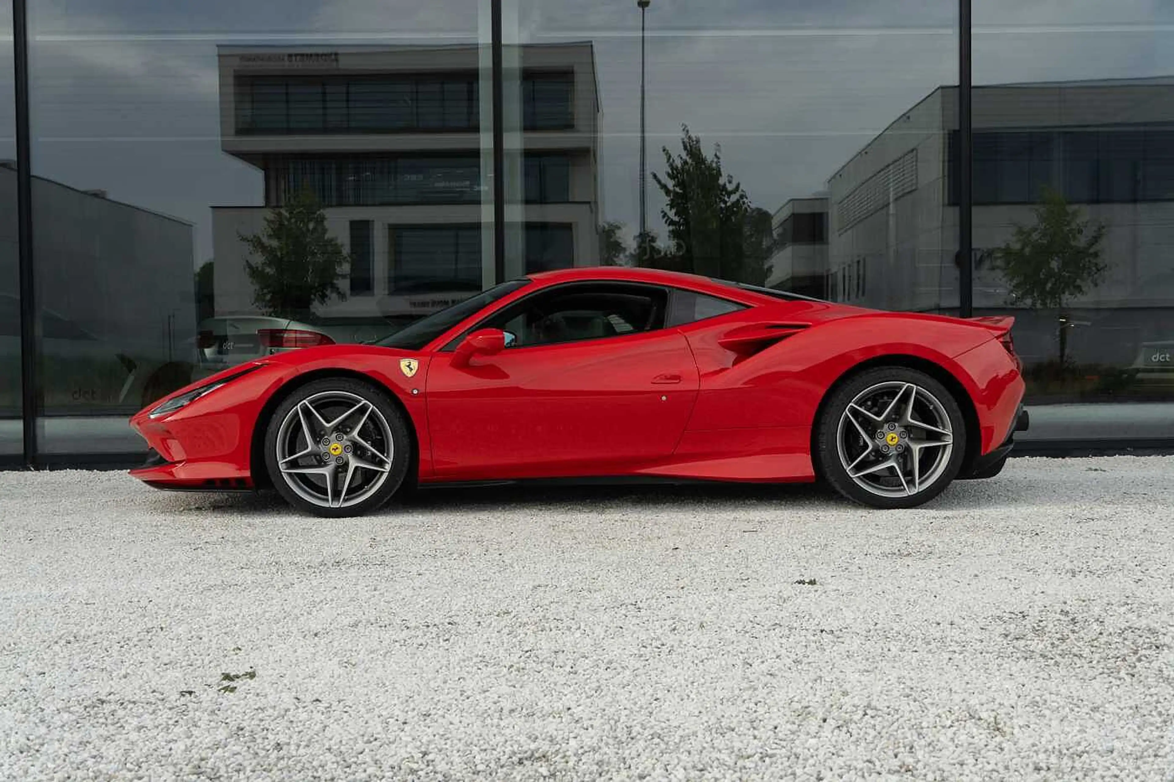 Ferrari F8 Tributo 3.9 V8 Begian Car Racing Seats Carbon — photo 9