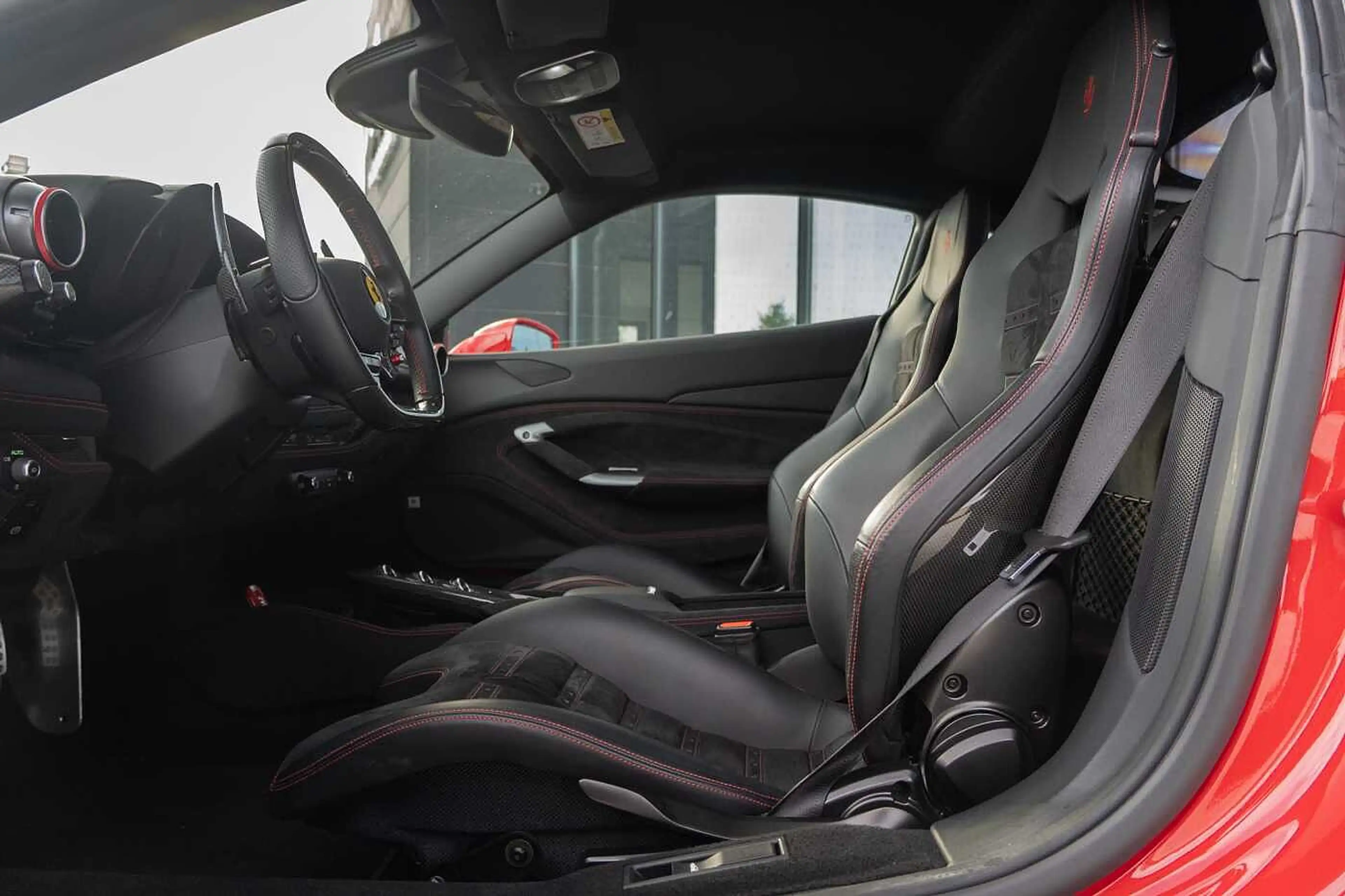 Ferrari F8 Tributo 3.9 V8 Begian Car Racing Seats Carbon — photo 15