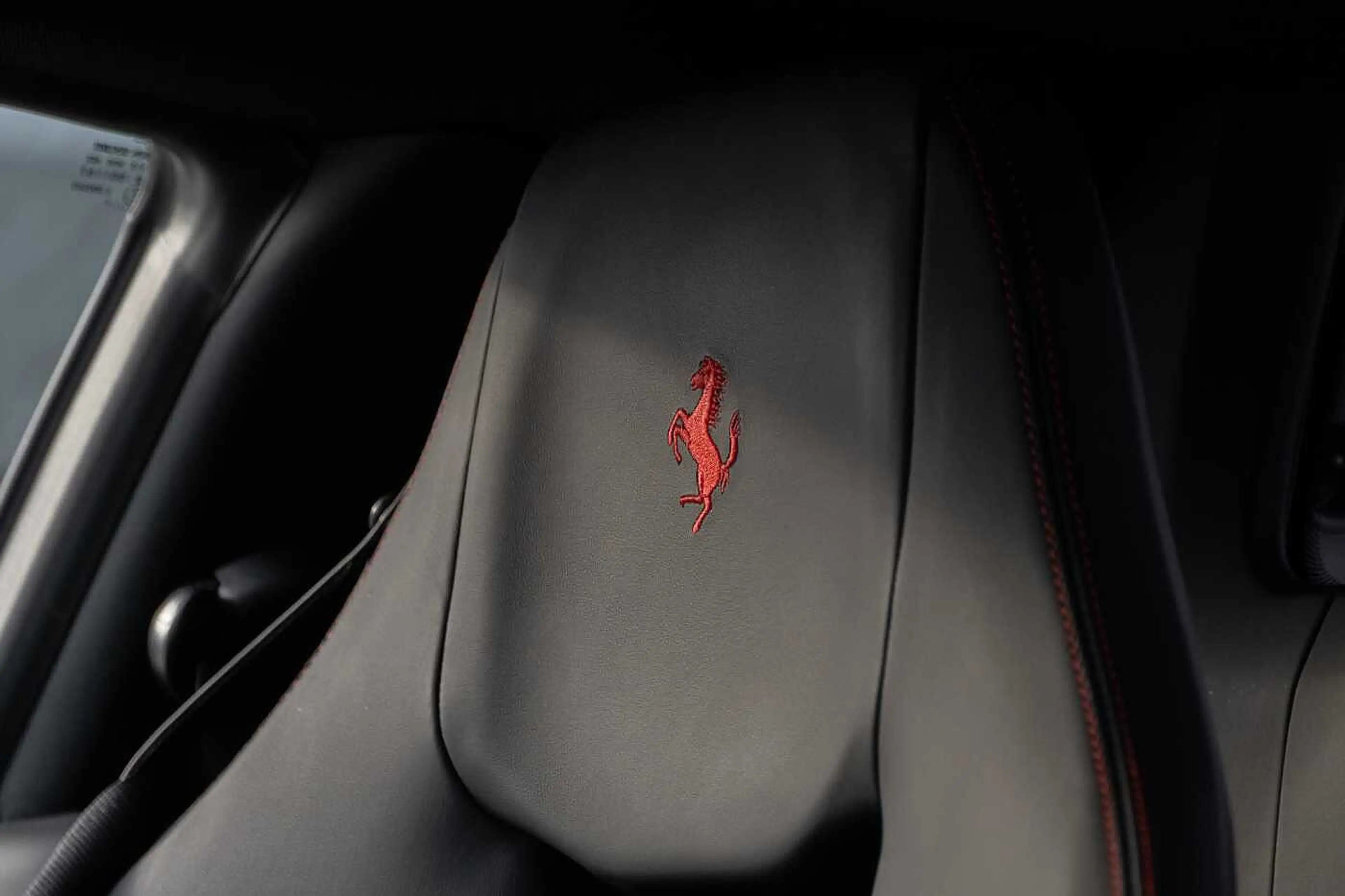 Ferrari F8 Tributo 3.9 V8 Begian Car Racing Seats Carbon — photo 14