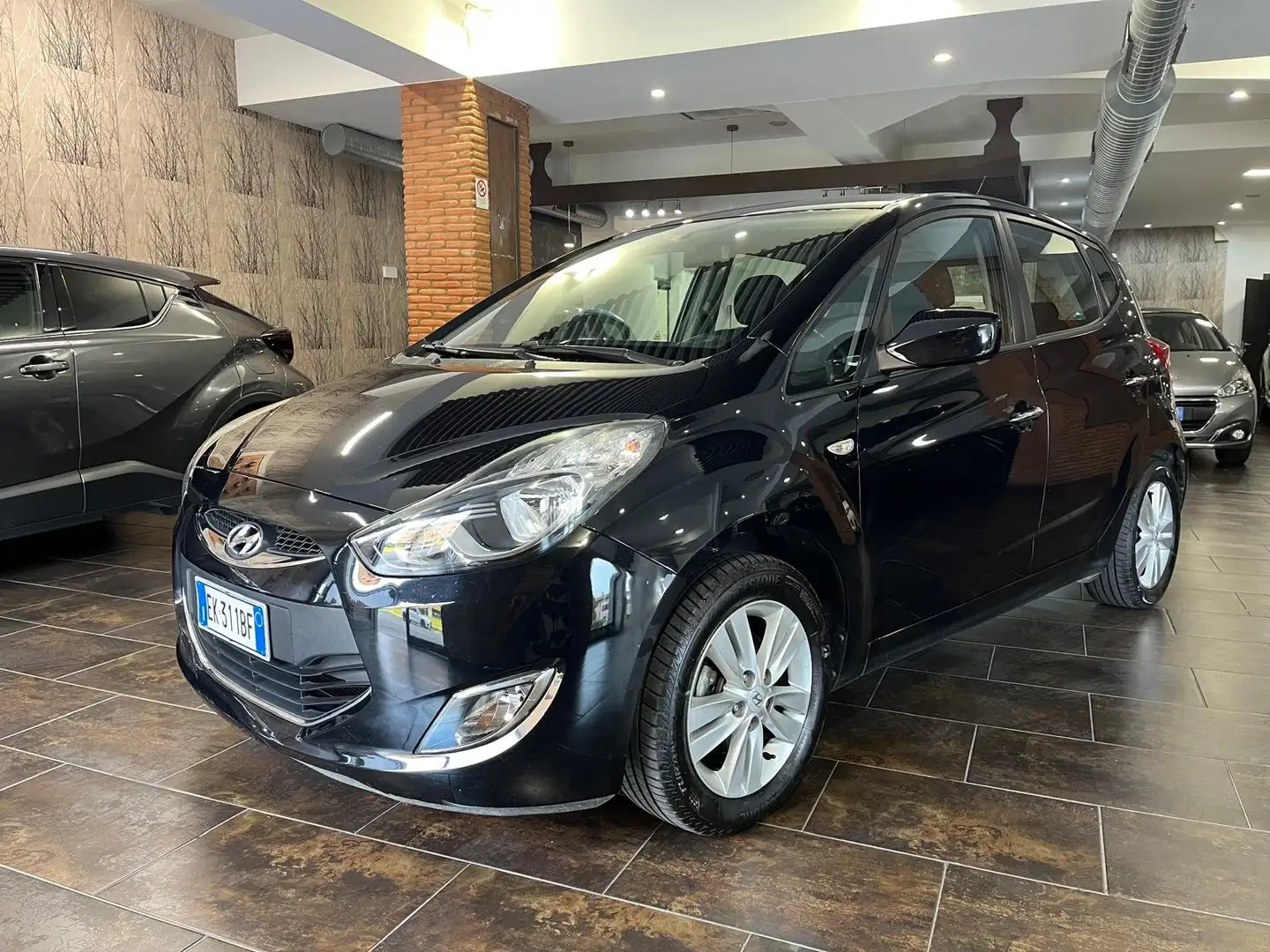 Hyundai iX20 ix20 1.4 Comfort Schwarz - 1