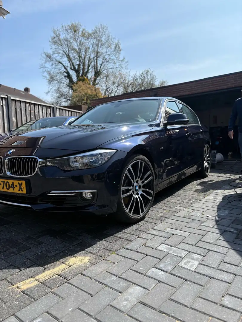 BMW 328 328i Sport-Aut. Luxury Line - 2