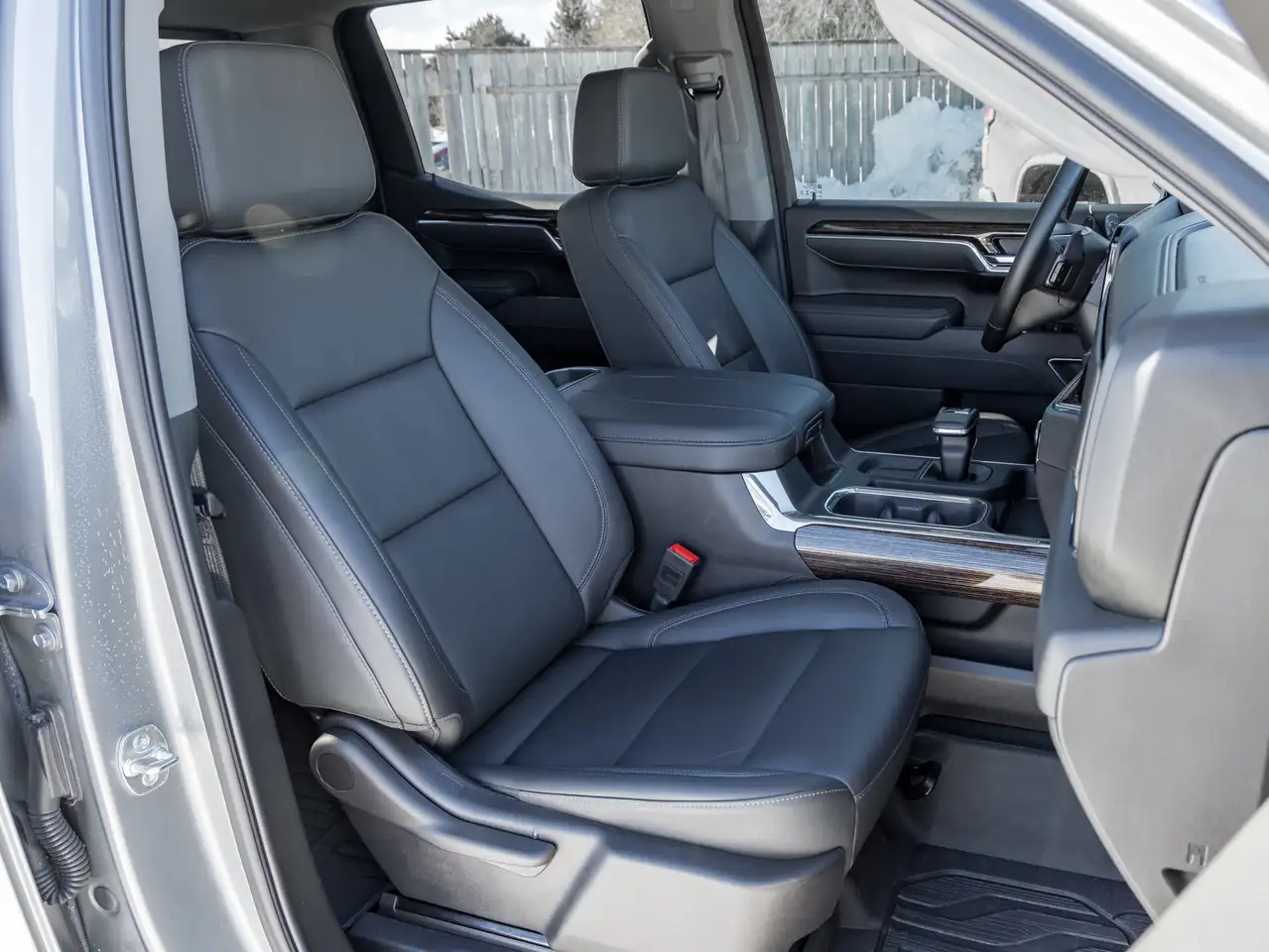 GMC Sierra 1500 снимка GMC Sierra 1500