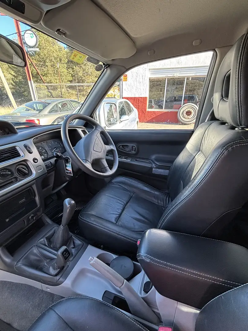 Mitsubishi Montero 2.5 TD 115 GLS - 2